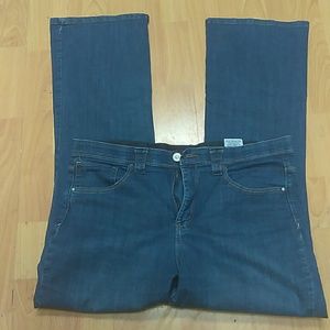 Women's jeans